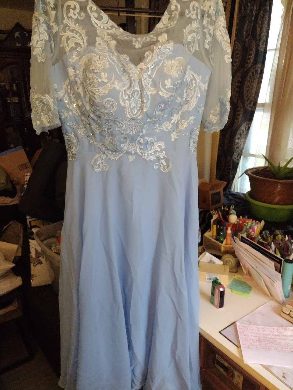 NWT Miss Veil Light Blue Mother Of The Bride Embroidered Lace Midi Dress Size 12